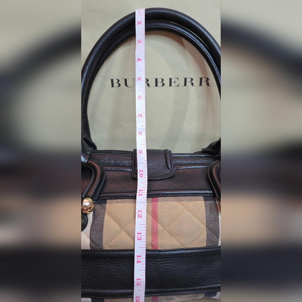 AUTHENTIC BURBERRY MANOR  QUILTED HOUSE CHECK  BAG SATCHEL PURSE Retail $3,950 - Picture 12 of 17